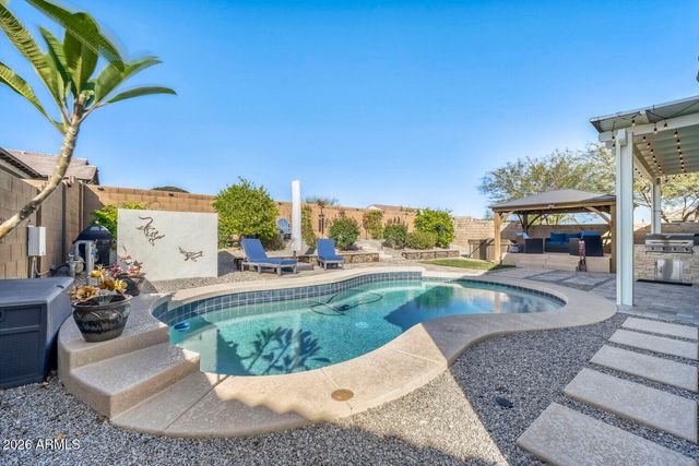 20516 W COLLEGE Drive, Buckeye, AZ 85396