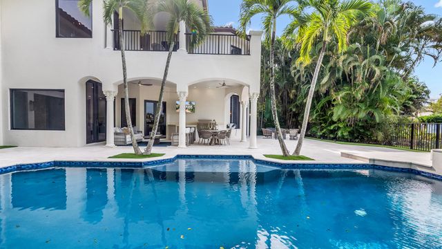 17703 Lomond Court, Boca Raton, FL 33496