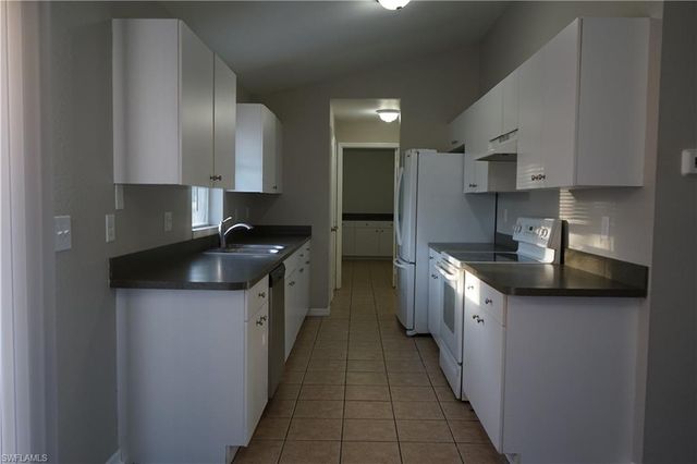 1906 Whitman AVE, Lehigh Acres, FL 33972
