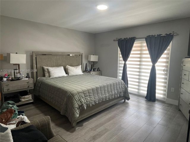 14356 SW 96th Ter, Miami, FL 33186