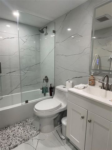 14356 SW 96th Ter, Miami, FL 33186