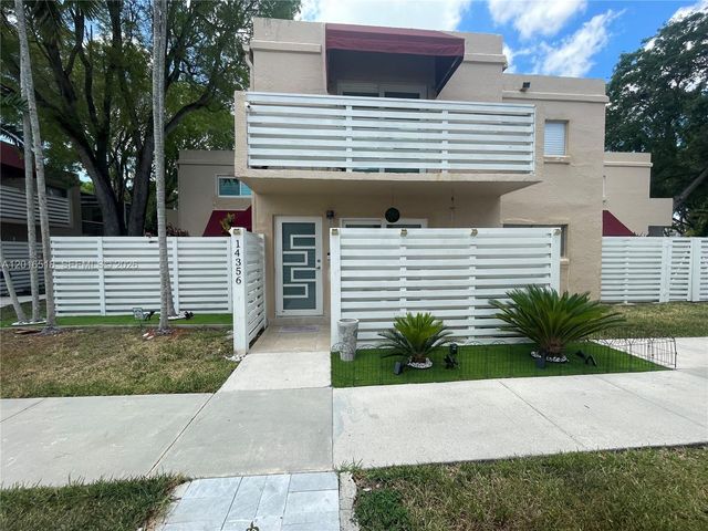 14356 SW 96th Ter, Miami, FL 33186