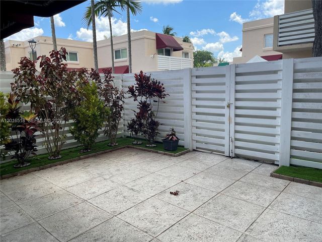14356 SW 96th Ter, Miami, FL 33186