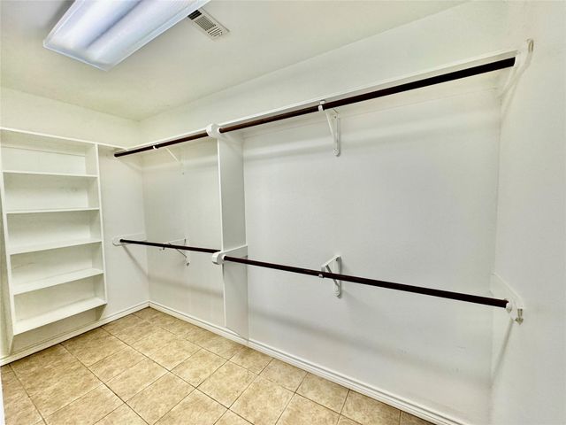 912 S 21st Street, Nederland, TX 77627