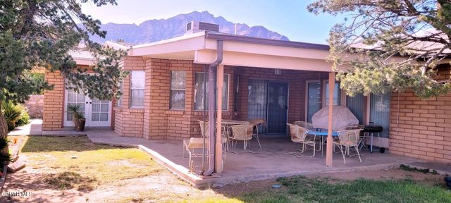 3104 Stone Edge Road, El Paso, TX 79904
