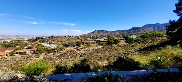 3104 Stone Edge Road, El Paso, TX 79904