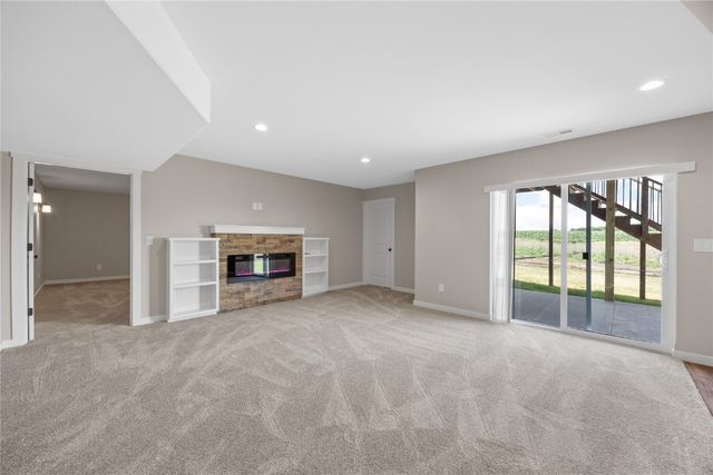 260 Howard Avenue NW, Swisher, IA 52338