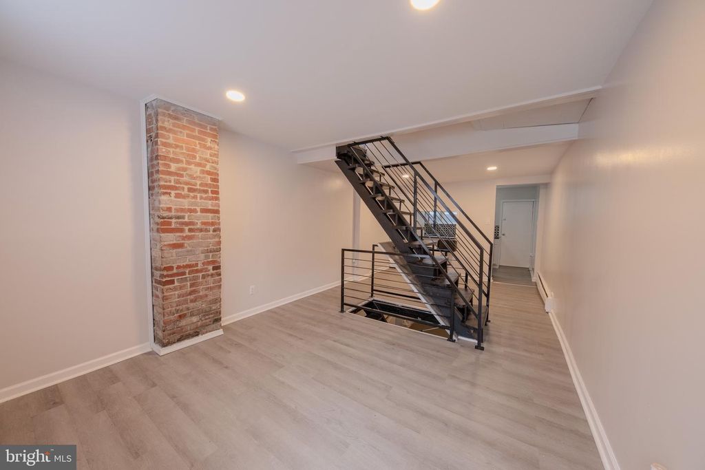 2924 SALMON ST, Philadelphia, PA 19134