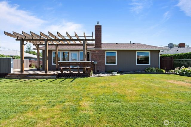 103 Crest Drive, Ephrata, WA 98823