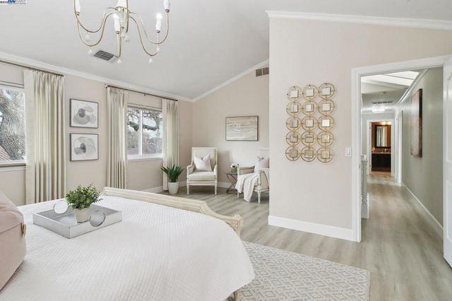 484 El Pintado Rd, Danville, CA 94526