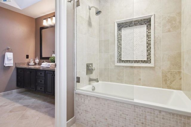 484 El Pintado Rd, Danville, CA 94526