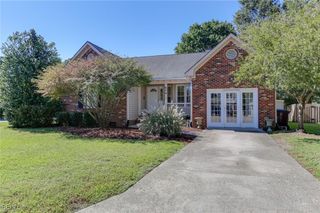 450 Supplejack CT, Chesapeake, VA 23320