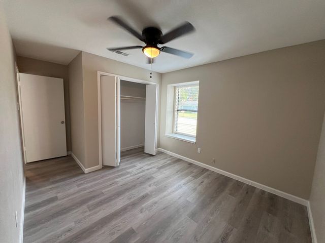 1741 Clarendon Drive, Lewisville, TX 75067