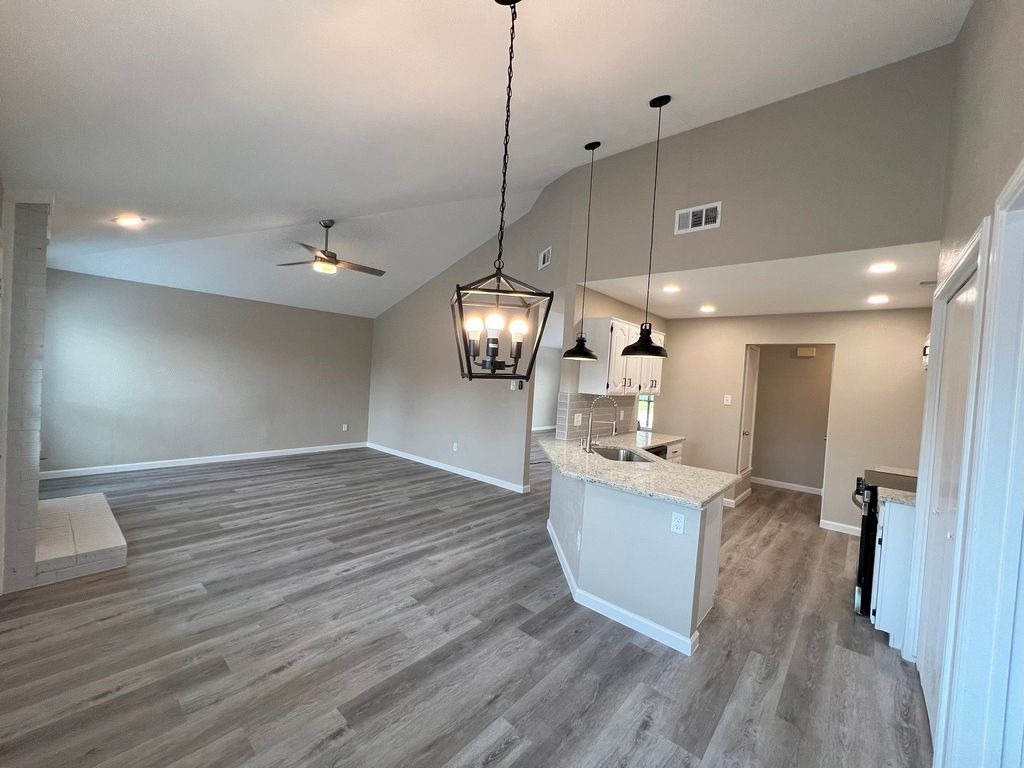 1741 Clarendon Drive, Lewisville, TX 75067