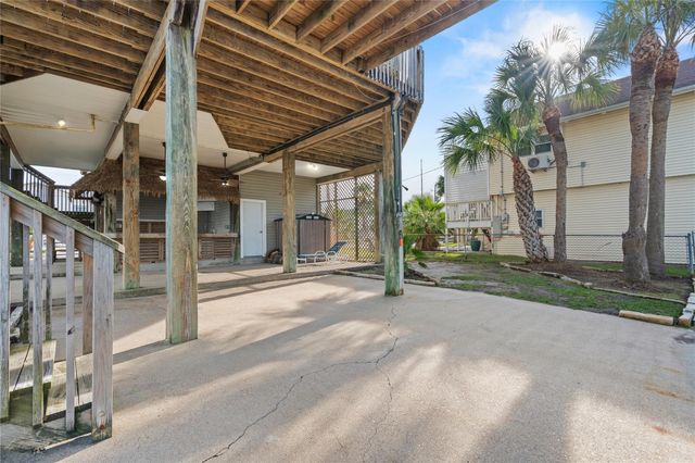 21812 Frio Drive, Galveston, TX 77554