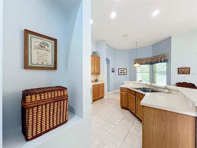 3365 STERLING LAKE CIRCLE, Oviedo, FL 32765