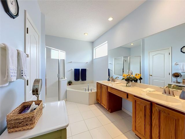 3365 STERLING LAKE CIRCLE, Oviedo, FL 32765