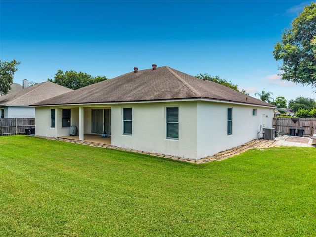 3365 STERLING LAKE CIRCLE, Oviedo, FL 32765