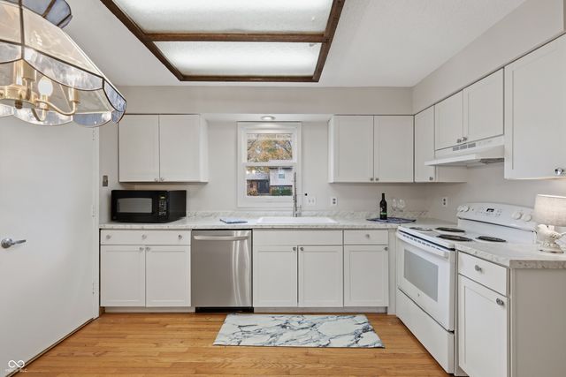 3303 Acacia Drive, Indianapolis, IN 46214