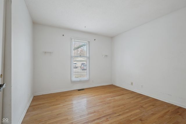 3303 Acacia Drive, Indianapolis, IN 46214