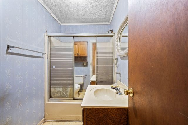 1329 Hixson Avenue, Hixson, TN 37343