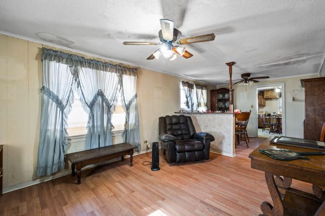 1329 Hixson Avenue, Hixson, TN 37343