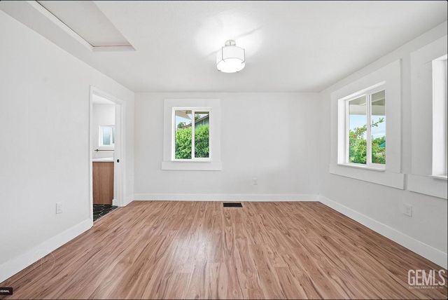 405 Harlow Avenue, Mc Farland, CA 93250