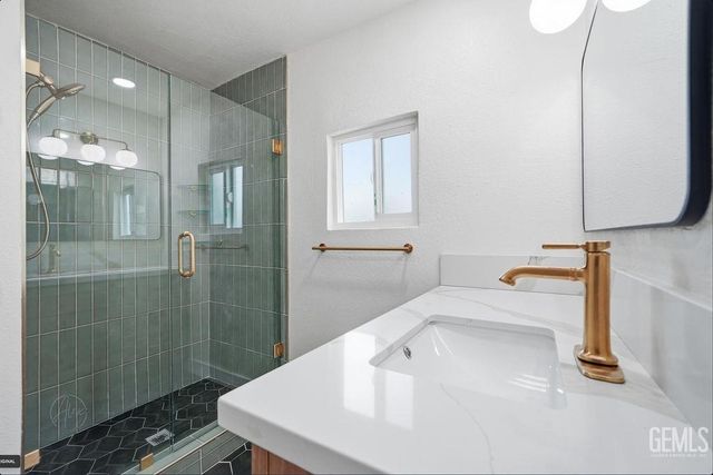 405 Harlow Avenue, Mc Farland, CA 93250