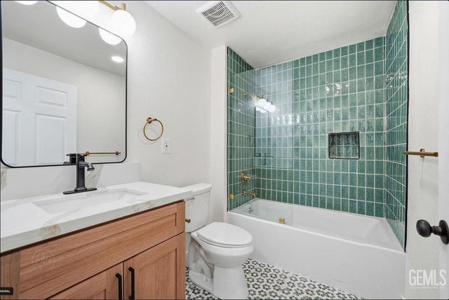 405 Harlow Avenue, Mc Farland, CA 93250