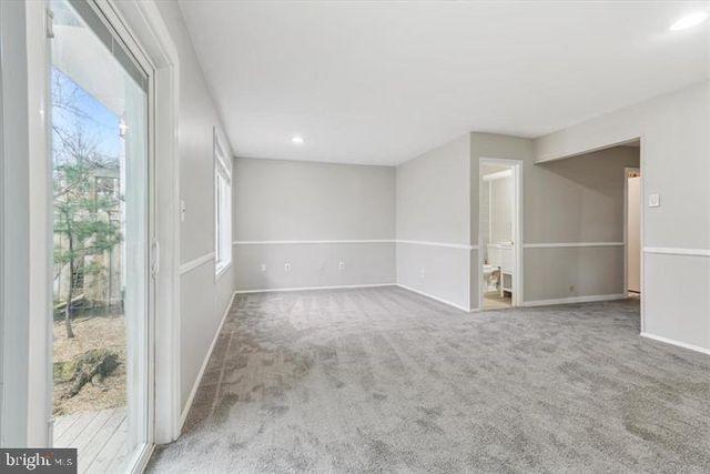 9861 LAKE SHORE DR, Gaithersburg, MD 20886