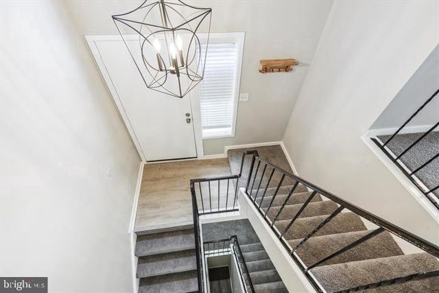 9861 LAKE SHORE DR, Gaithersburg, MD 20886