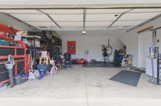 1003 Brayden Dr, Fairview, TN 37062