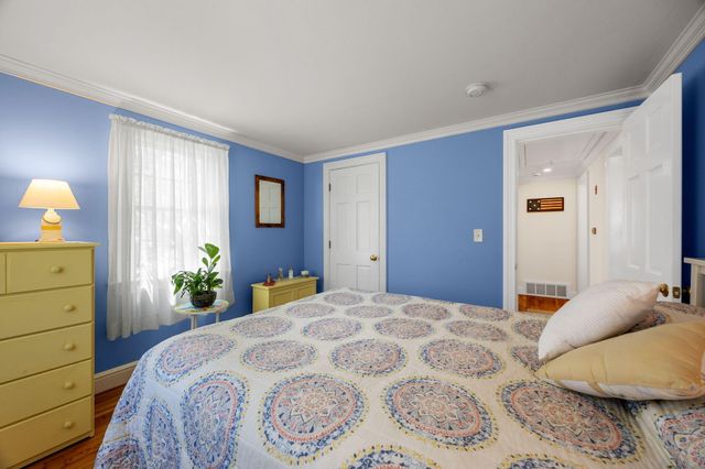 55 Scholl Avenue, West Yarmouth, MA 02673