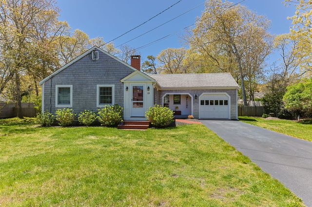 55 Scholl Avenue, West Yarmouth, MA 02673
