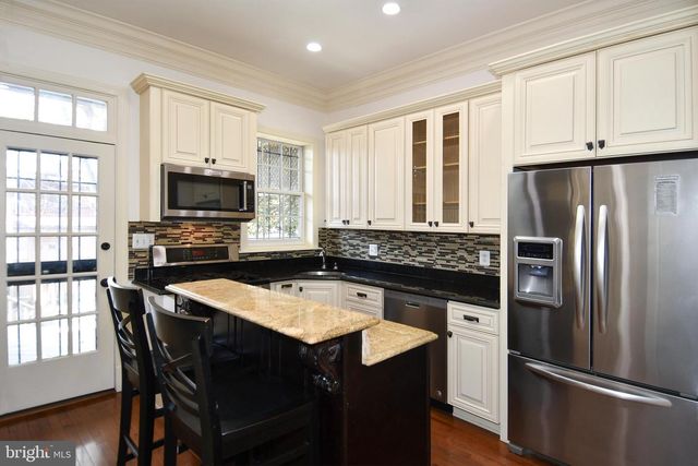 1323 MASSACHUSETTS AVE SE, Washington, DC 20003