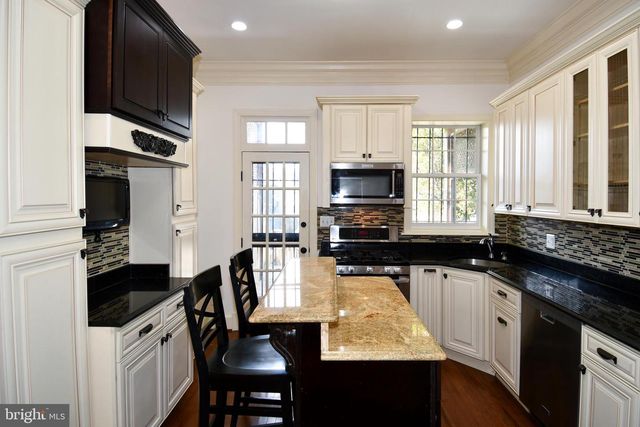 1323 MASSACHUSETTS AVE SE, Washington, DC 20003