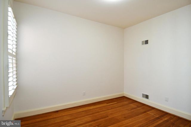 1323 MASSACHUSETTS AVE SE, Washington, DC 20003