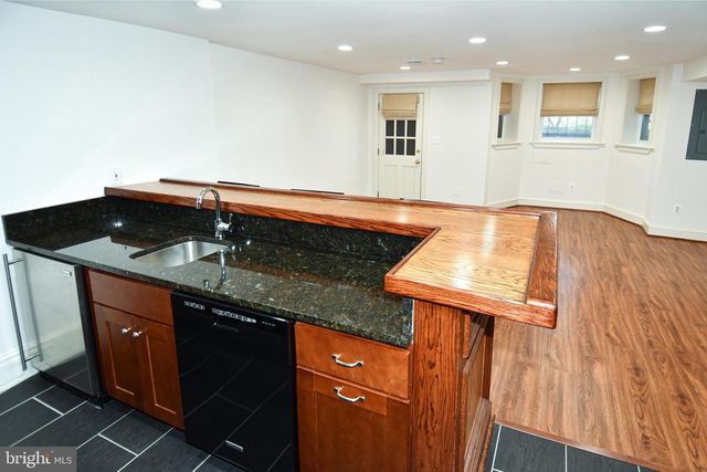 1323 MASSACHUSETTS AVE SE, Washington, DC 20003