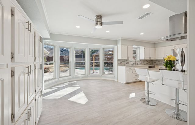 3804 Ashbury Lane, Bedford, TX 76021