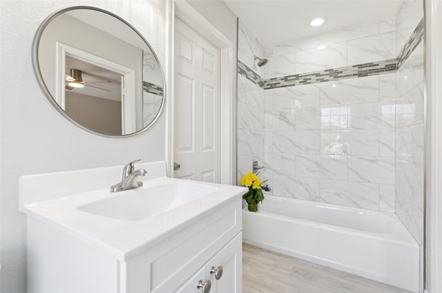 3804 Ashbury Lane, Bedford, TX 76021