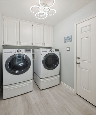 3804 Ashbury Lane, Bedford, TX 76021