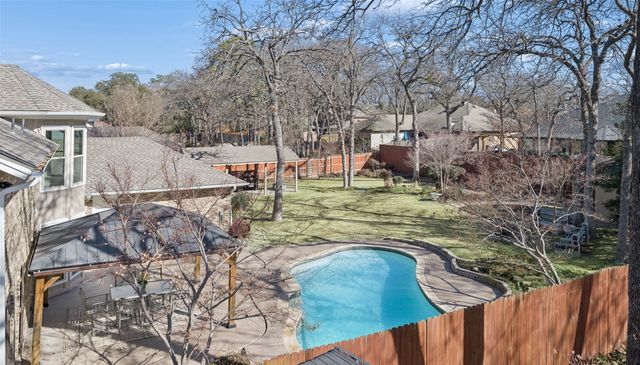 3804 Ashbury Lane, Bedford, TX 76021