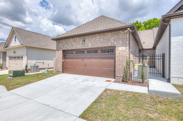 750 Coburg Street, Gallatin, TN 37066