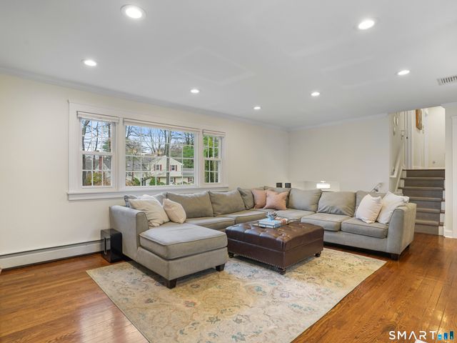 5 Dorset Road, Norwalk, CT 06851