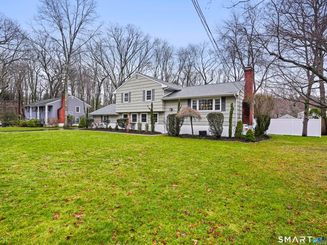 5 Dorset Road, Norwalk, CT 06851