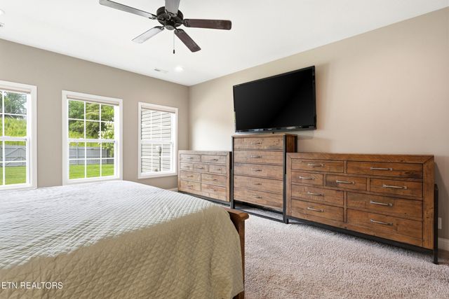 1290 Harrison Rd, Lenoir City, TN 37771