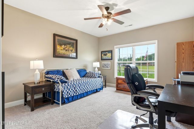 1290 Harrison Rd, Lenoir City, TN 37771