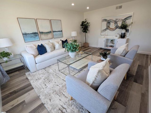 4360 Satinwood Dr, Concord, CA 94521