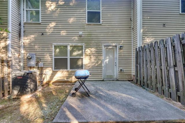 1656 Little Creek Drive, Lawrenceville, GA 30045