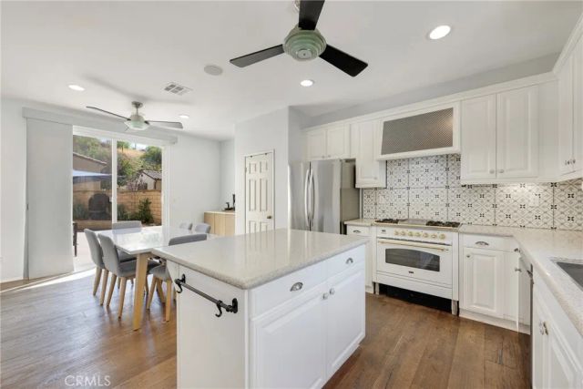 2866 Echo Springs, Corona, CA 92883